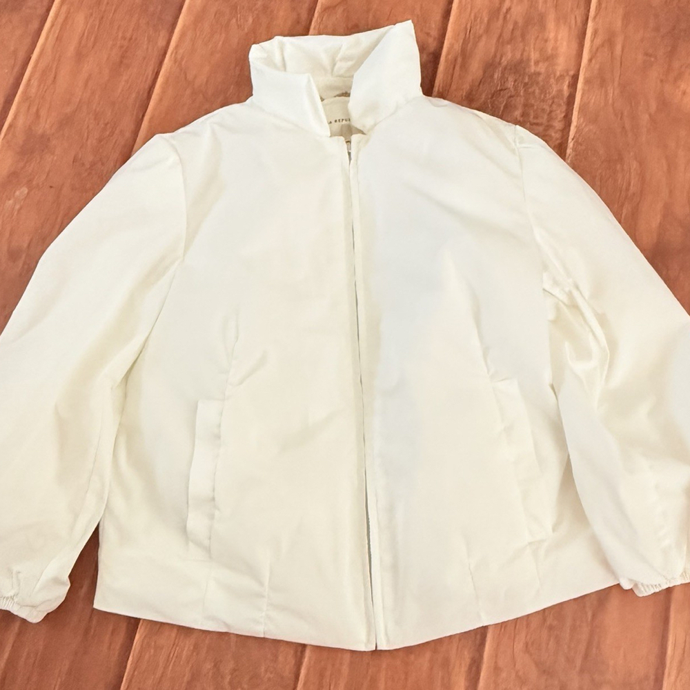 Banana Republic Petite Short Zip Jacket White (S)